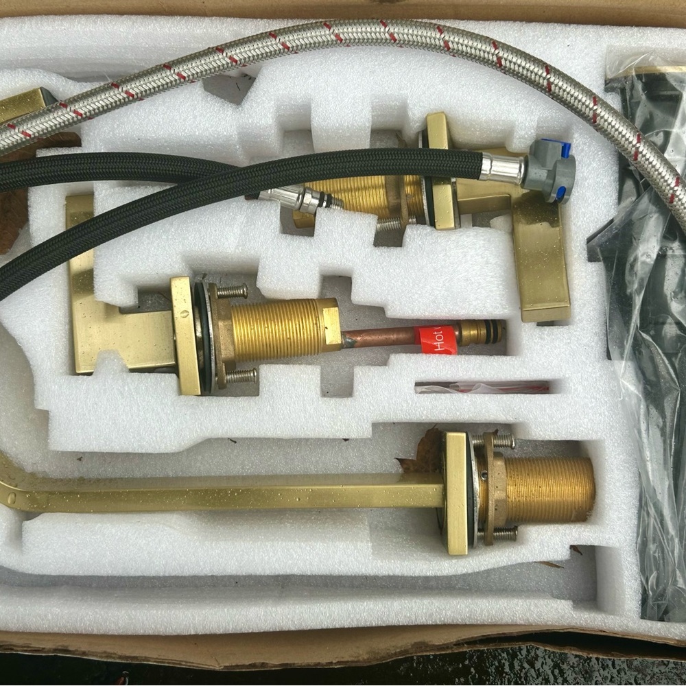 Kingston Brass Fauceture NuvoFusion widespread bathroom faucet